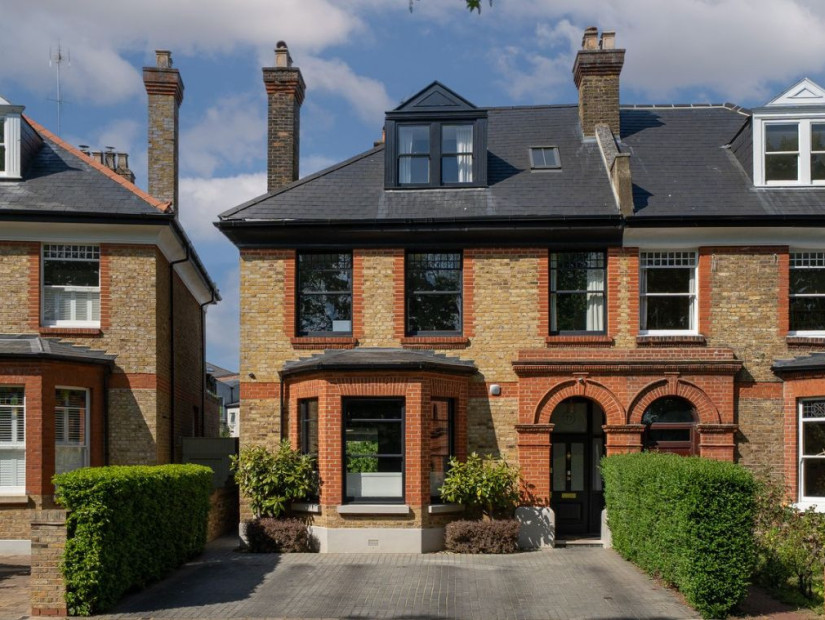 Driveway, Terrace House, Coronavirus-Friendly at Victorian Terrace with Large Open Plan Space For Filming, London