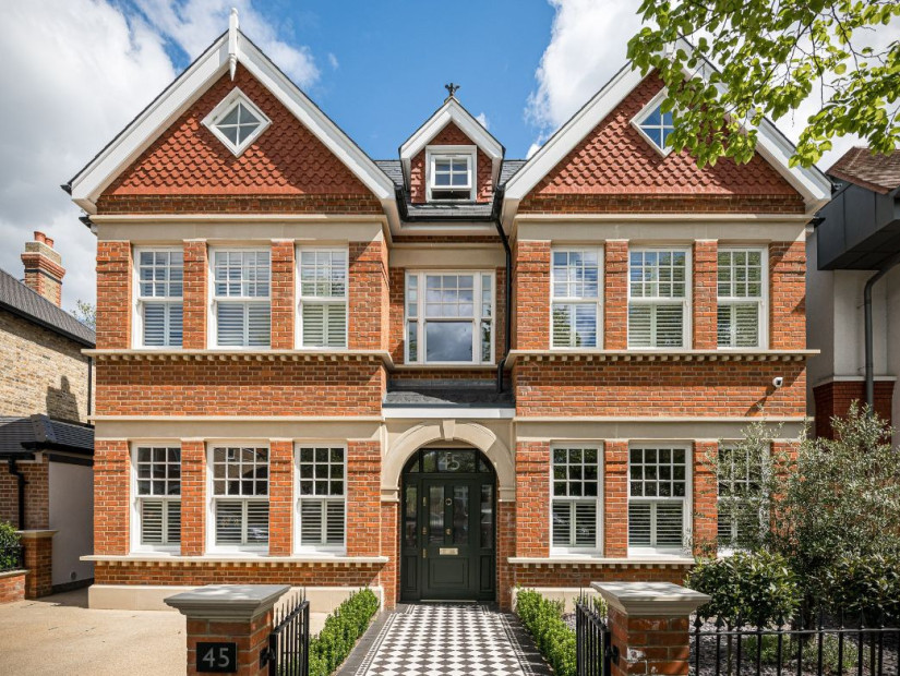 Coronavirus-Friendly at Sleek New Build In London For Filming, London