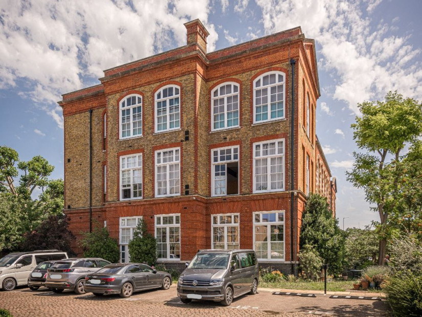 Building, Facade at A 1900 Converted School Into Flat For Filming, London